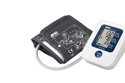 UA-651-Upper-Arm-Blood-Pressure-Monitor-05